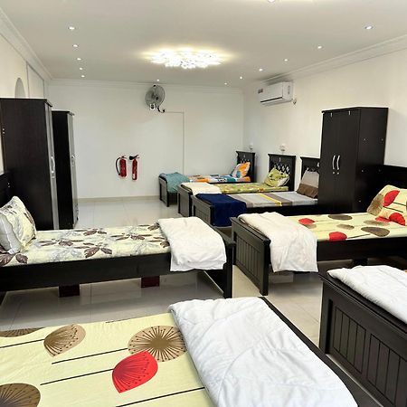 International Abu-Dhabi Hostel Villa Abu Dhabi Eksteriør billede