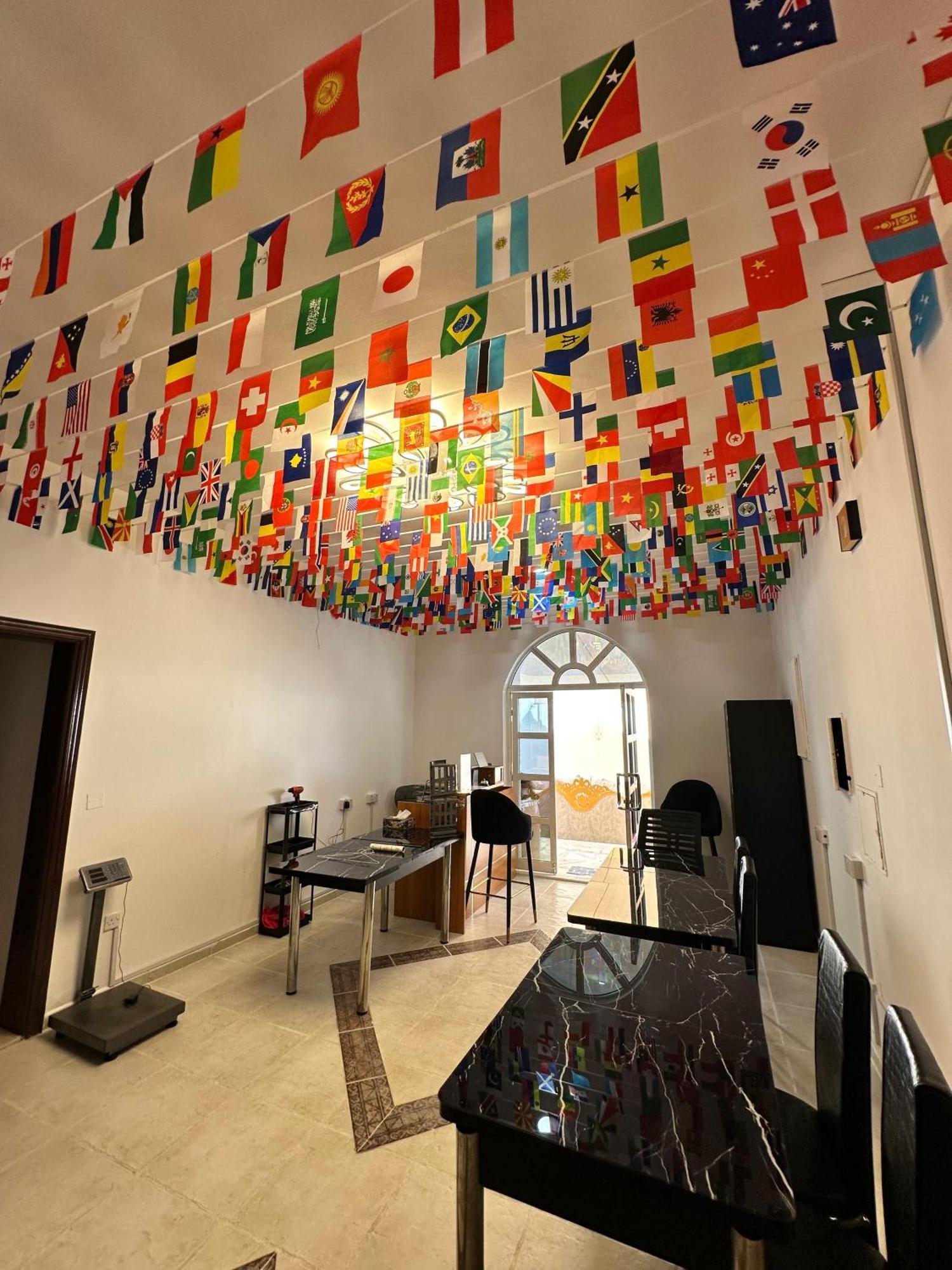 International Abu-Dhabi Hostel Villa Abu Dhabi Eksteriør billede