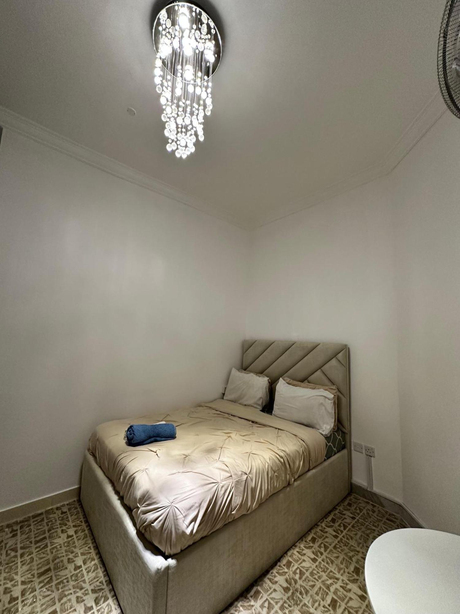 International Abu-Dhabi Hostel Villa Abu Dhabi Eksteriør billede