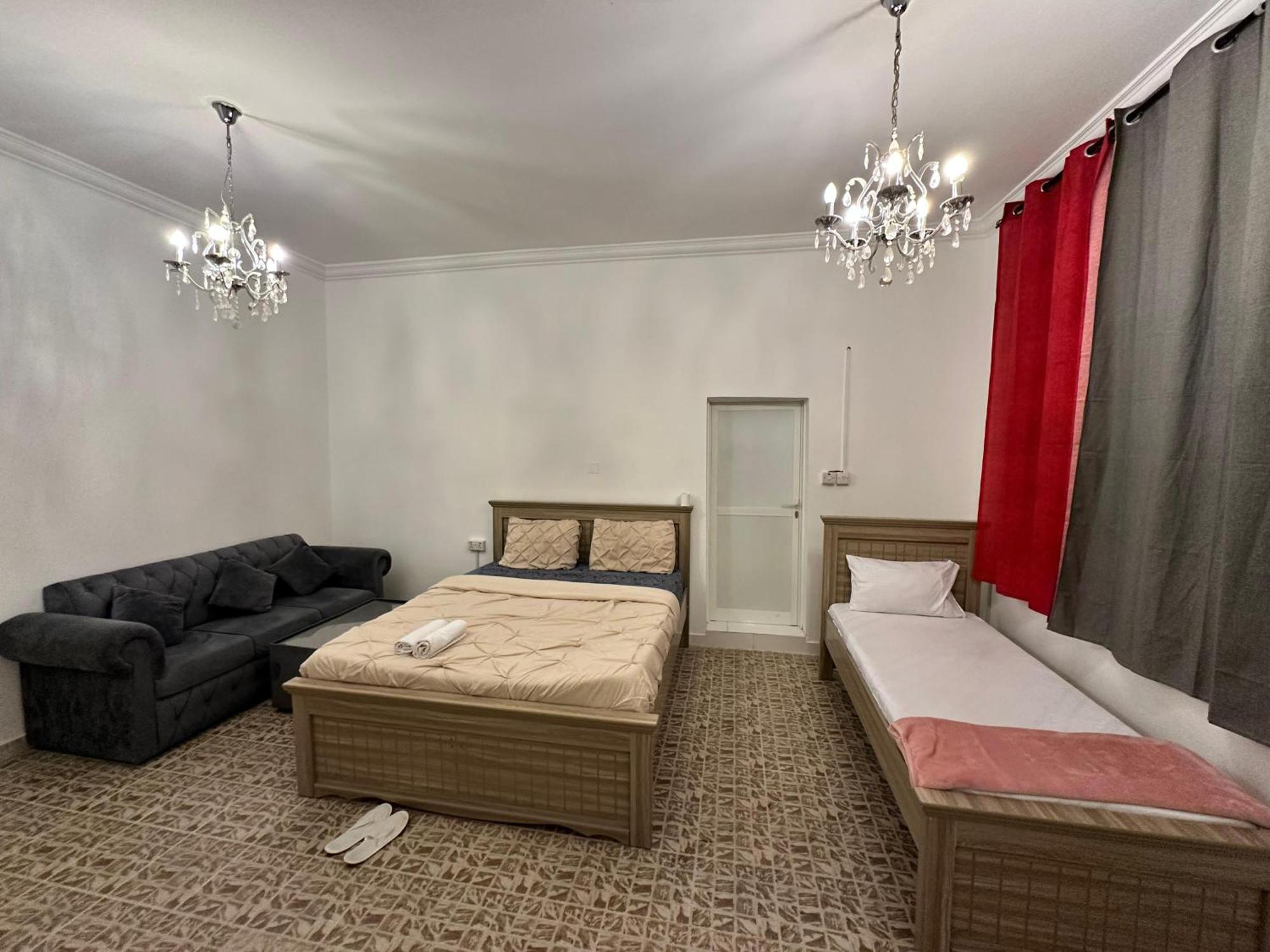 International Abu-Dhabi Hostel Villa Abu Dhabi Eksteriør billede