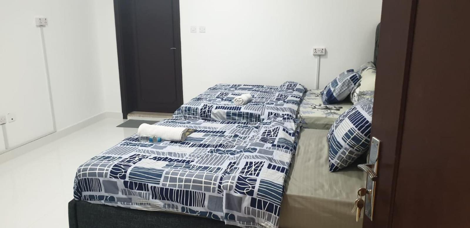 International Abu-Dhabi Hostel Villa Abu Dhabi Eksteriør billede